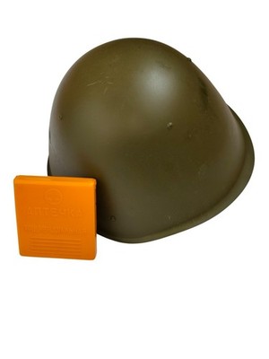 USSR orgnl SSH-68 Steel Helmet w/ First Aid Medkit AI-2 Cold War