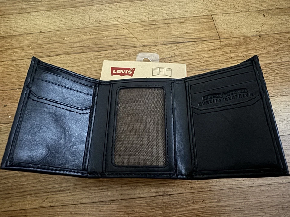 Cartera de cuero negra para hombre Levi's Foto 2 de 4