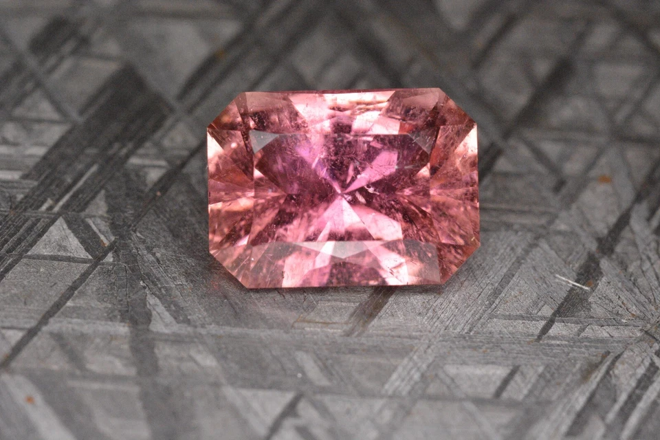 Pink  Tourmaline, Himalaya Mine, California, 4.33ct - Image 2 of 4