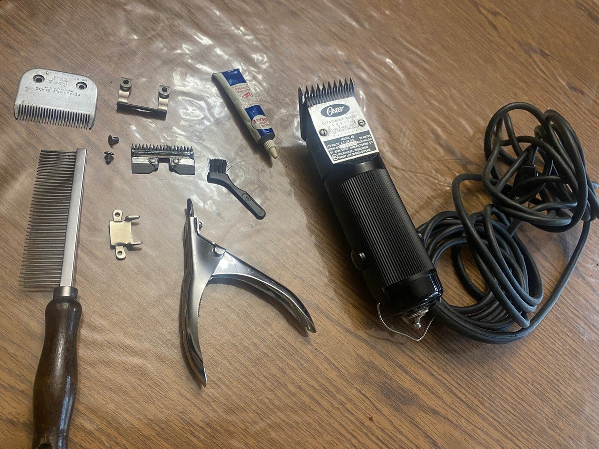 Oster Model A5 Small Animal Clippers - Nail Clipper & Metal Comb