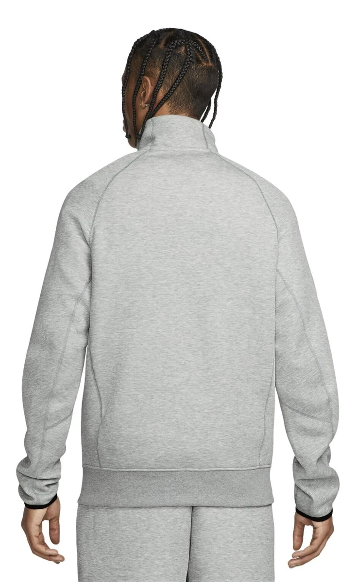 Size Medium - Nike Men 