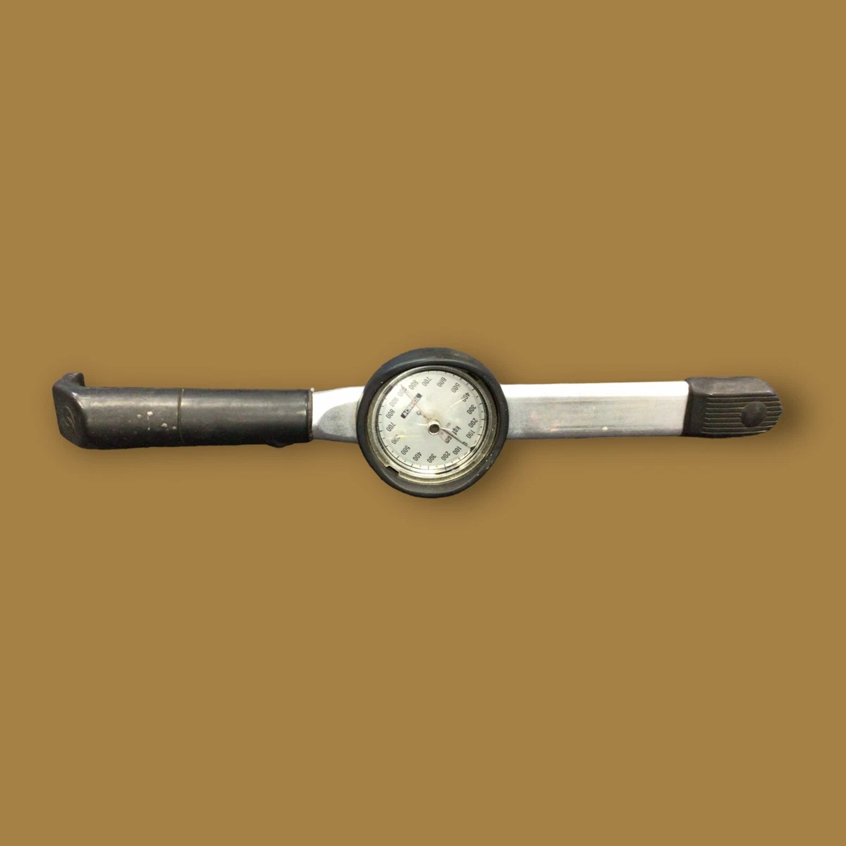 Dial indicator torque wrench deals