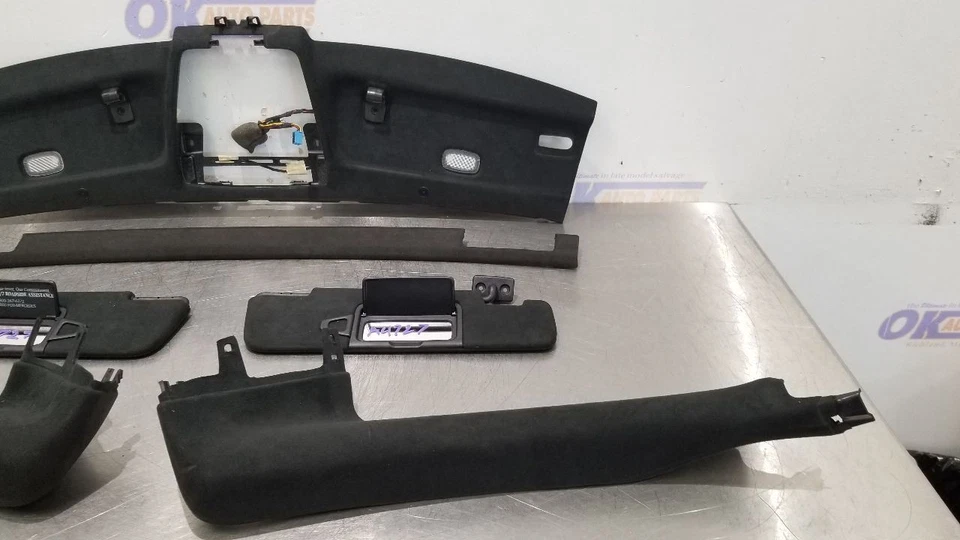 18 MERCEDES BENZ AMG GT 190 ROADSTER INTERIOR PILAR MOLDURA PARABRISAS CON VISERAS Foto 3 de 4