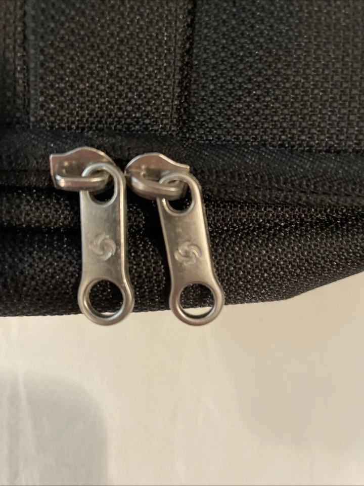 Samsonite Black Travel Toiletry Bag Hanging Organizer Makeup Storage Black - Image 3 of 4