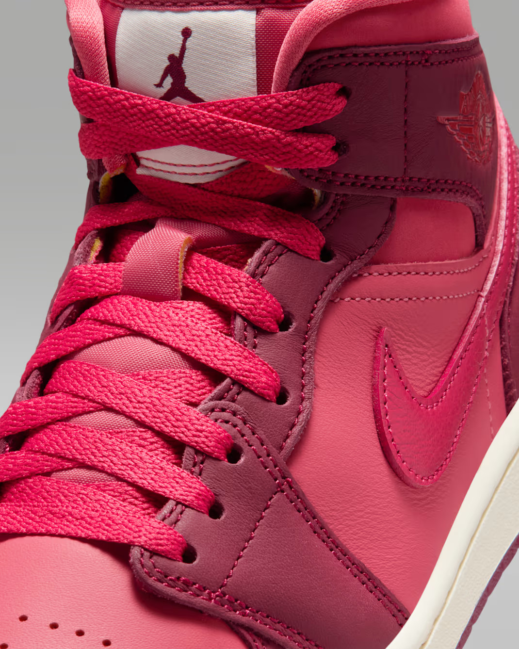 Nike Air Jordan 1 Mid  IB7018-600 Valentine's Day Red Women's Size thumbnail 4