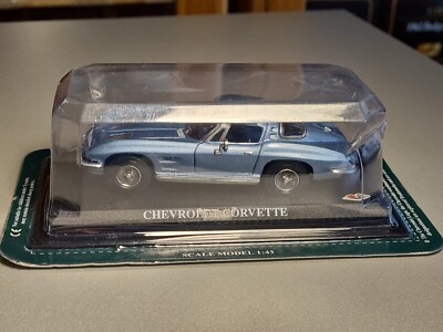 Del Prado 1:43 Chevrolet Corvette hellblau met. mit Sockel  mit OVP (ungeöffnet)