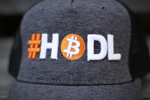 Bitcoin “HODL“ Kappe – Schwarz/Grau - Gesticktes Logo - Unisex - Bild 2 von 4