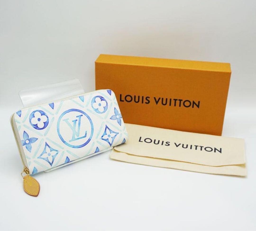 【定価:48,400円】ON THE BEACH LOUIS VUITTON Louis Vuitton Limited Edition Damier Azur Canvas Beach Cabas