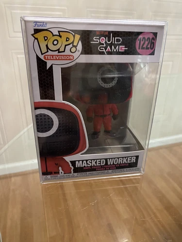FUNKO POP  NETFLIX SQUID GAME MASKED WORKER #1226 FIGURE WITH PLASTIC PROTECTOR