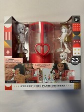 FAO Schwarz Street Chic Fashionistas Wash-And-Color Design Dolls 23pc