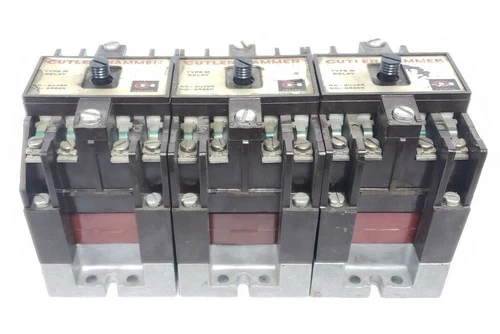 LOT OF 3 CUTLER-HAMMER D26MB TYPE M RELAYS D26MPR