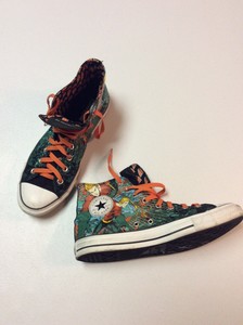 aquaman chuck taylors
