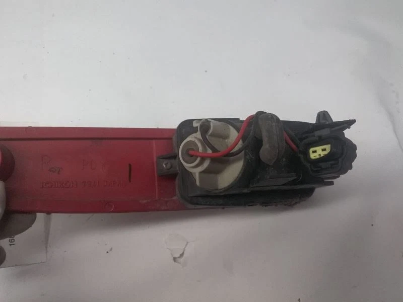 Marcador trasero derecho pasajero para 93-95 MAZDA MAZDA RX7 393001 Foto 3 de 4