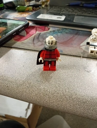 LEGO Star Wars Darth Malak Minifigure 75379 25th Anniversary Edition