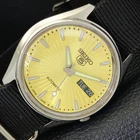 AUTOMATIC VINTAGE SEIKO 5 JAPAN 7S26A MENS GOLDEN COLOR DIAL WATCH a701383-1