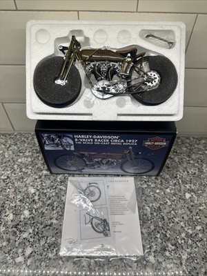 ◇Harley-Davidson 木製 1:1スケール　工房ウッズマン NEW Harley-Davidson 8-Valve Racer Circa 1927 1:10 Scale Die Cast