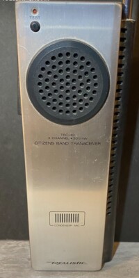 Realistic TRC-82 3 Channel 300mW Citizens Band Transceiver  UNTESTED Antenna