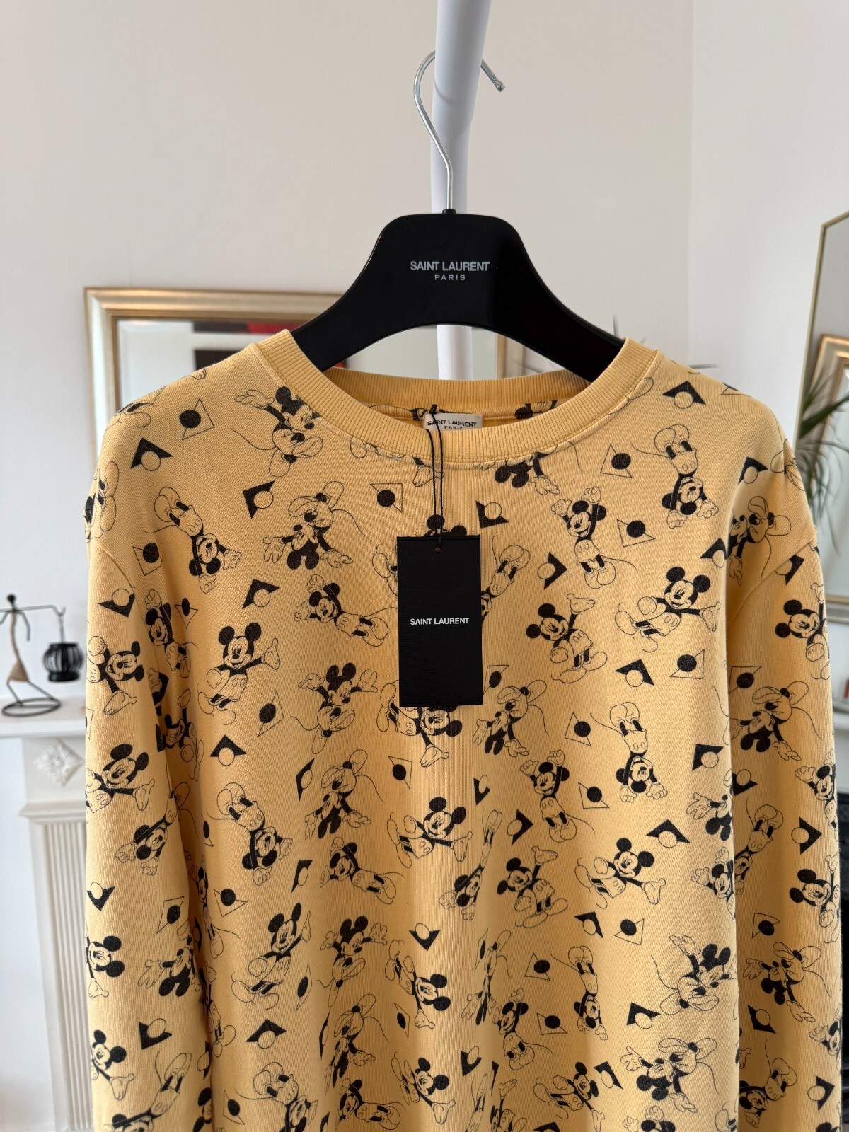 Maglione Saint Laurent x Disney Topolino