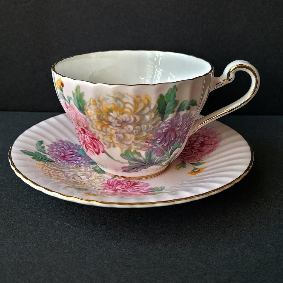 Vintage Paragon Pastel Pink Chrysanthemum Ripple Tea Cup & Saucer