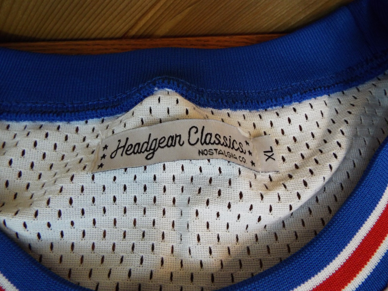 HEADGEAR CLASSICS- TUNE SQUAD “BUGS” BASKETBALL J… - image 4