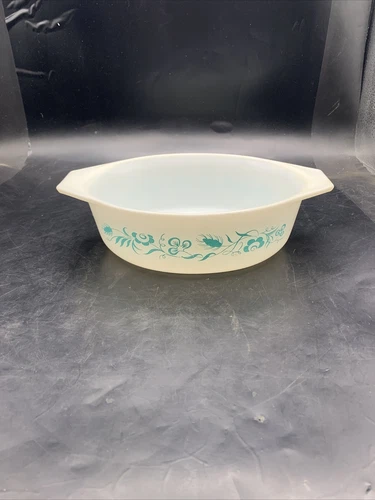 Vintage Pyrex Promotional 1 1/2 qt Casserole NO LID