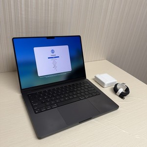 MacBook Pro M4 Max 128GB Ram | eBay