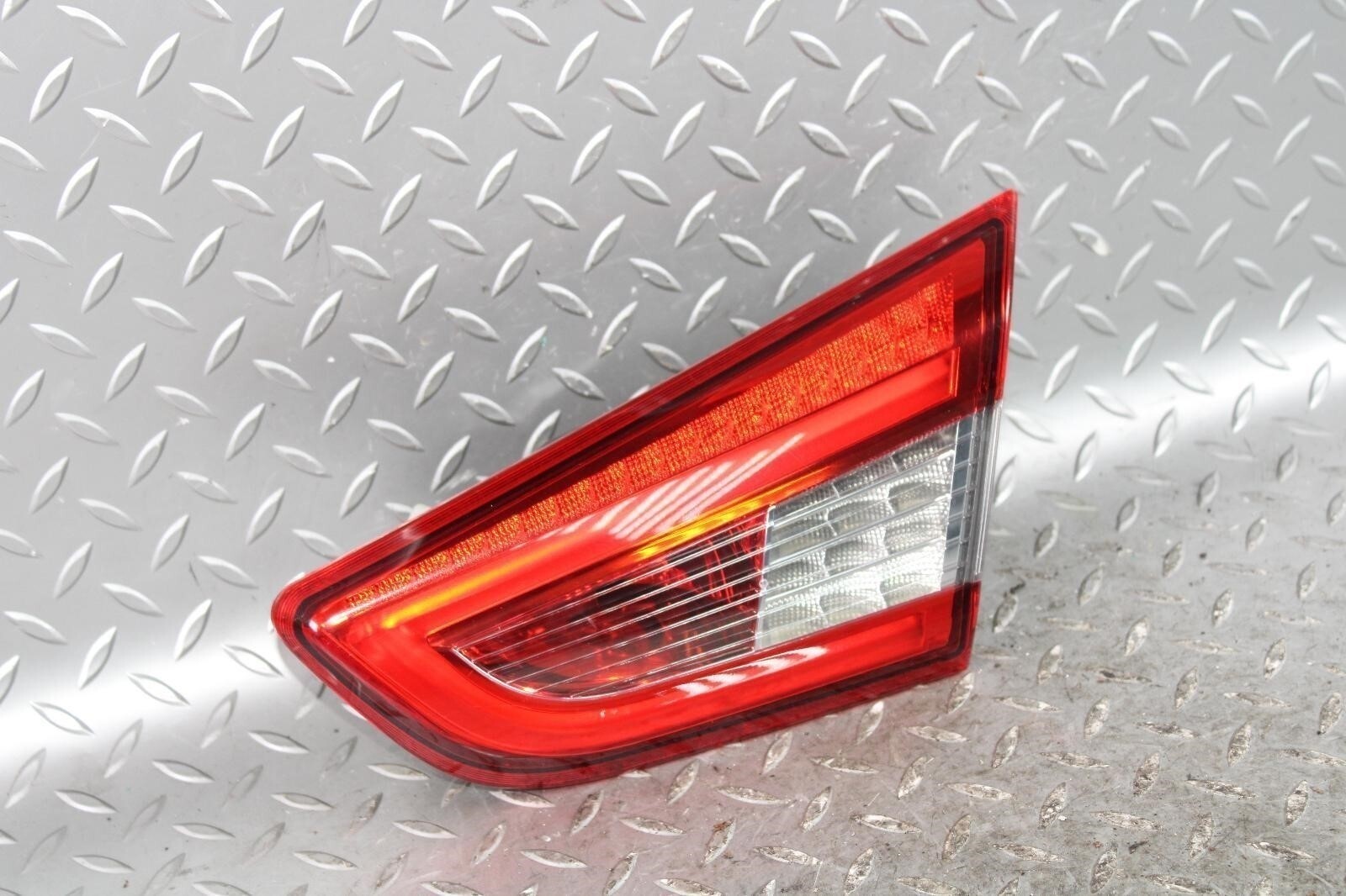 Maserati Ghibli 2014-2019 Right Tail light