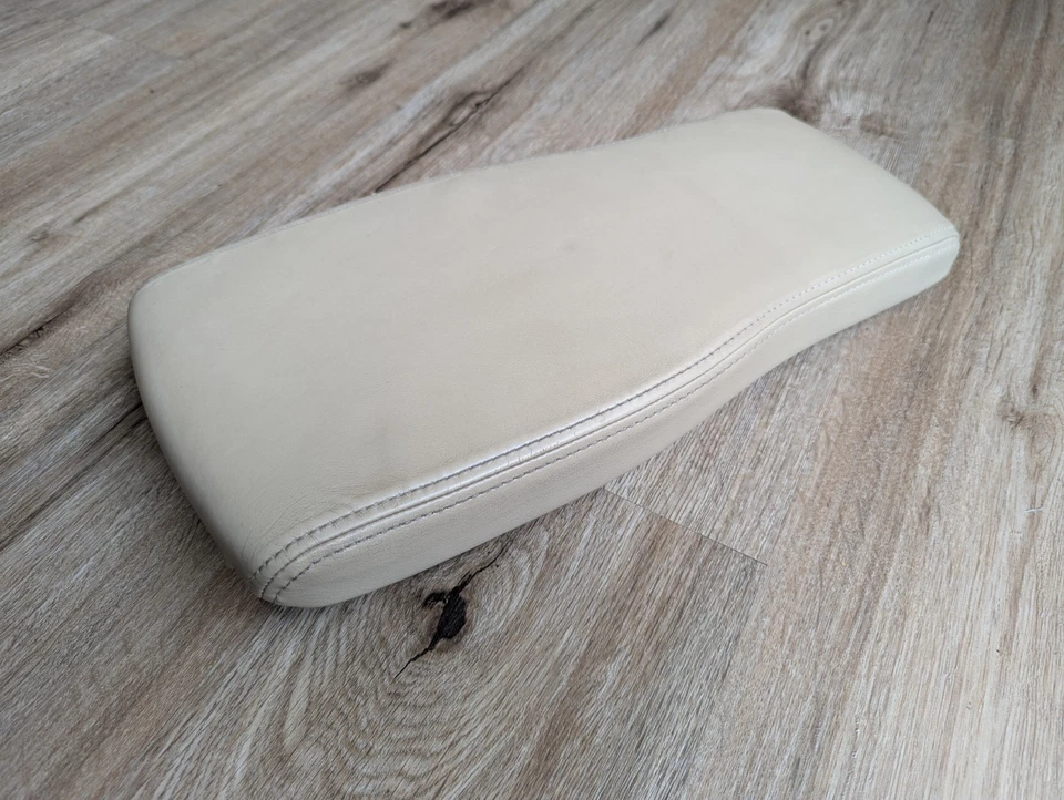 00 - 05 Cadillac DeVille/06-11 Buick Lucerne/DTS Armrest Lid Tan Beige Leather - Image 3 of 4