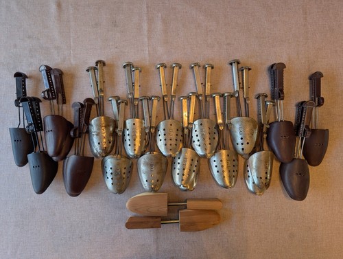 Vintage Shoe Stretchers Lot – 15 Pairs EKCO, Shu-Tree, Adcor + Wood Shoe Trees