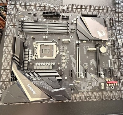 GIGABYTE Z390 AORUS ELITE LGA 1151 Intel Z390 ATX Intel Motherboard