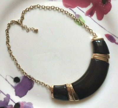 CHUNKY METAL ANIMAL PRINT OR GOLD TONE STATEMENT CHOKER NECKLACE