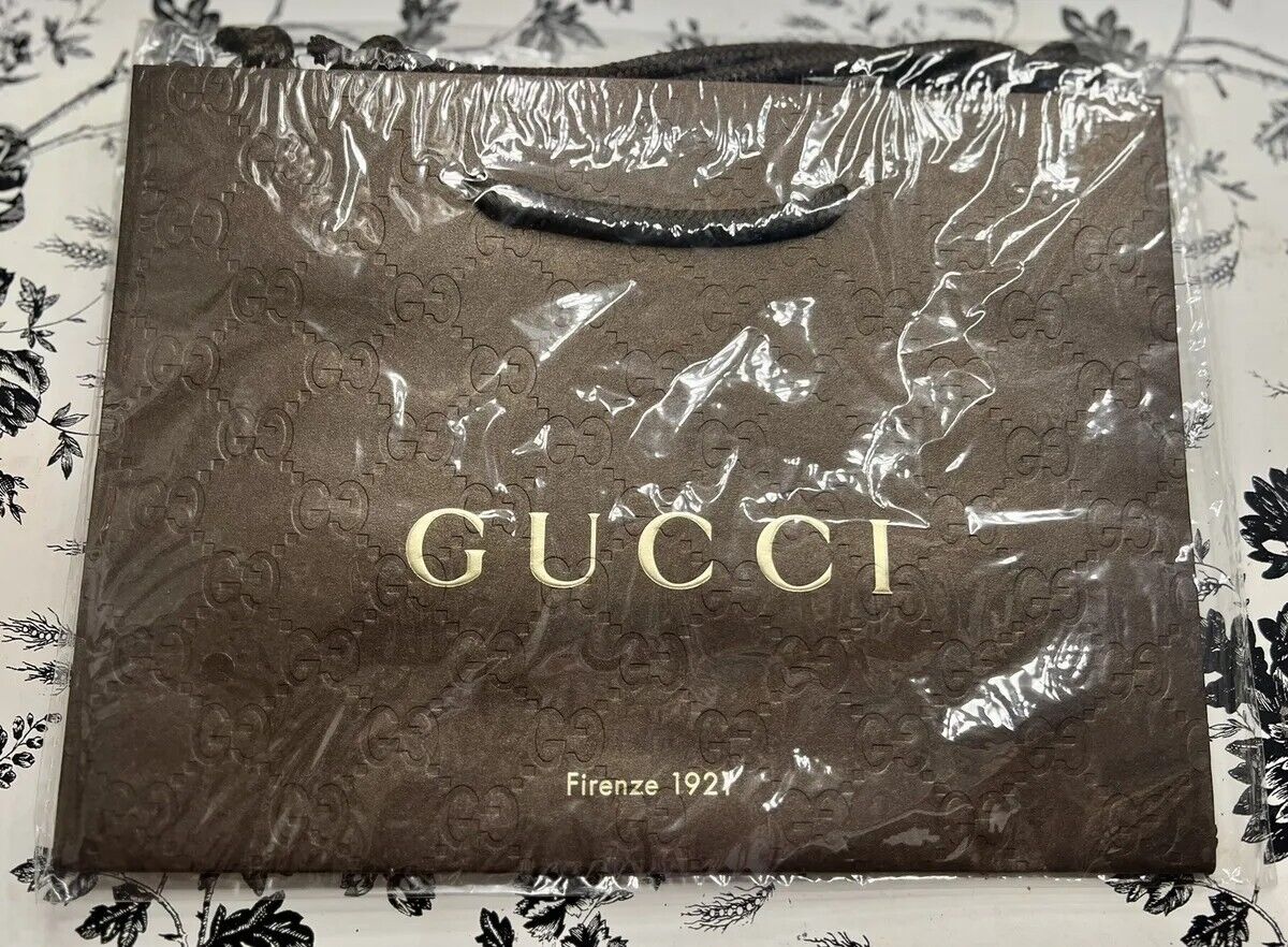 GUCCI Paper Shopping Gift Bag - Brand New Wrapped 9x6.7x2.5 GUCCI Paper Shopping Gift Bag - Brand New Wrapped 9x6.7x2.5