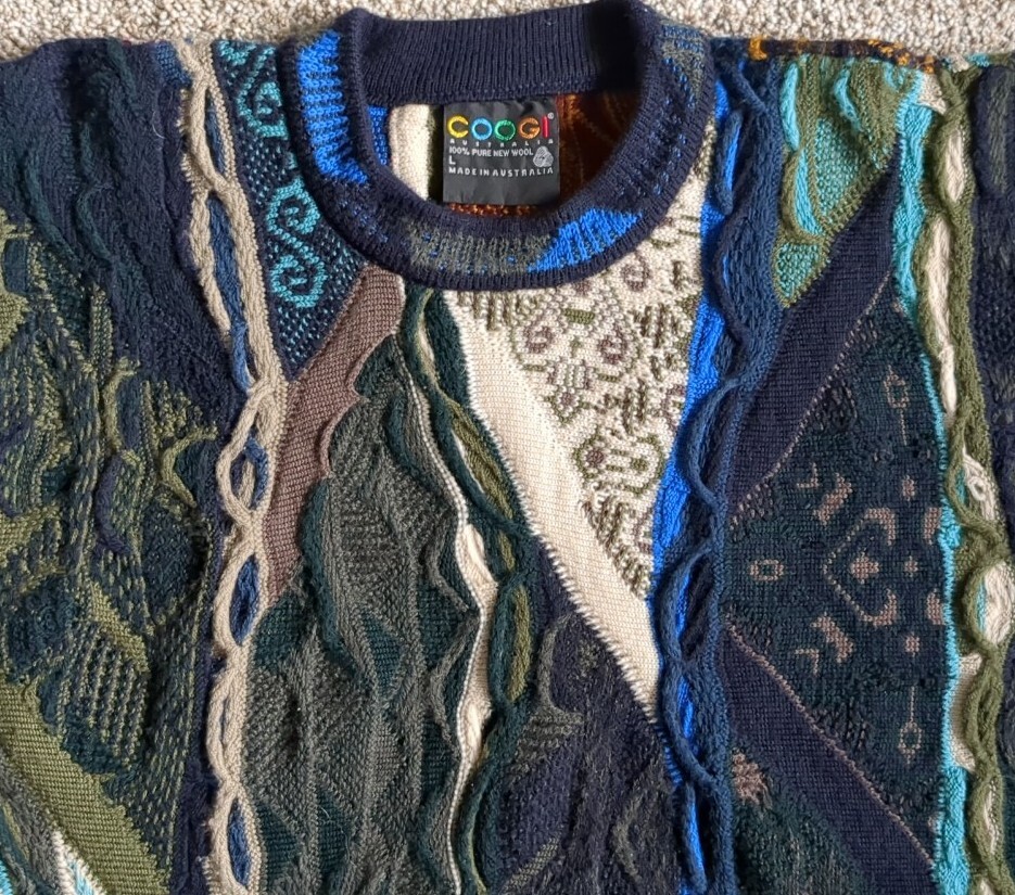 Vintage Coogi Australia Pure New Wool Sweater Embossed Knit Vintage Coogi Australia Pure New Wool Sweater Embossed Knit