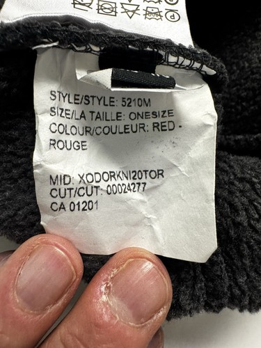 Canada Goose Red Beanie Merino Wool Hat Cap - Picture 10 of 10