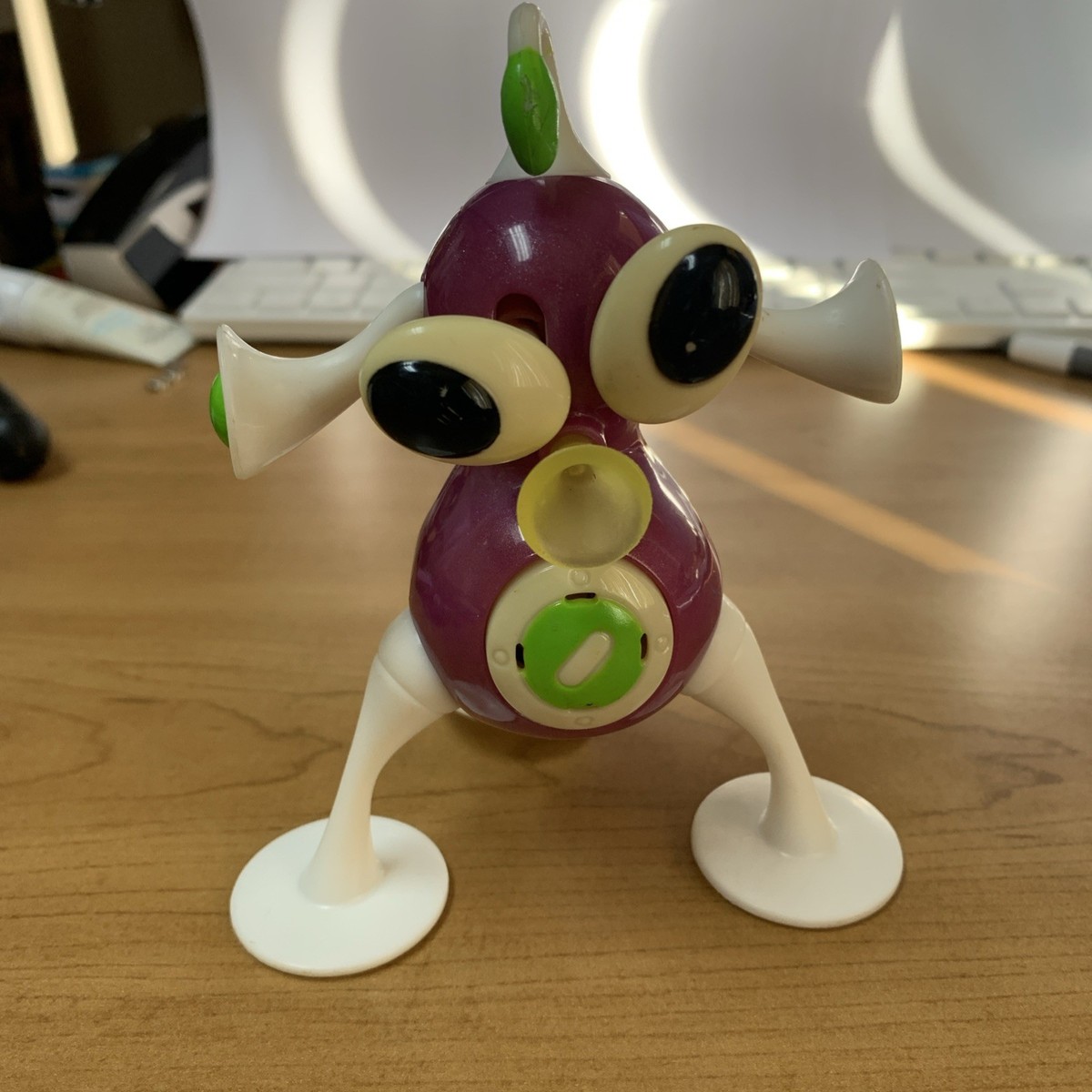 McDonalds Zizzle Purple Tripod Robot Happy Meal Toy 2006 No Lights