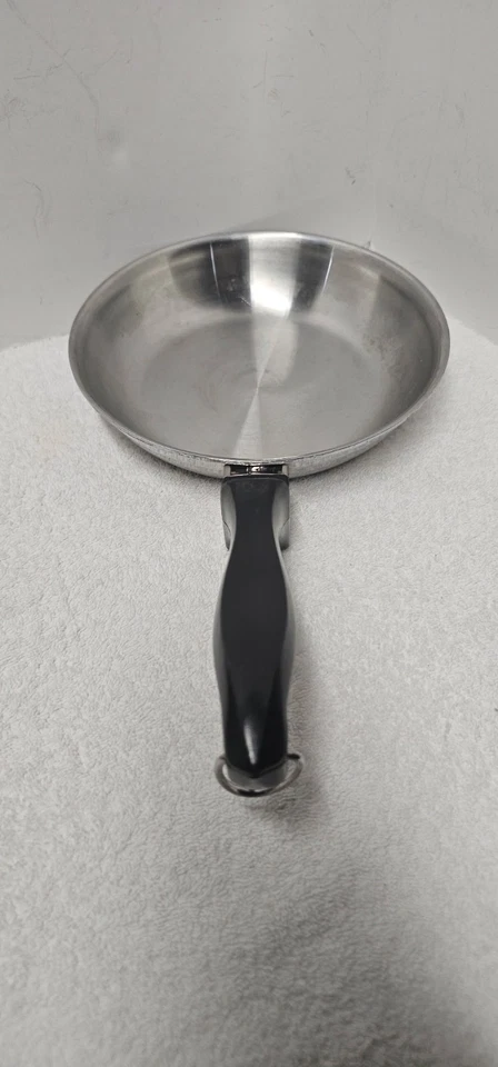 Chef's Ware Townecraft T304 5-Ply Multi-Core 8.75 Stainless Skillet -No Lid - Image 3 of 4