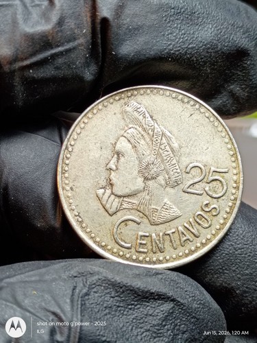 1990 Guatemala 25 Centavos Coin - Concepcion Chona Indigenous Woman 