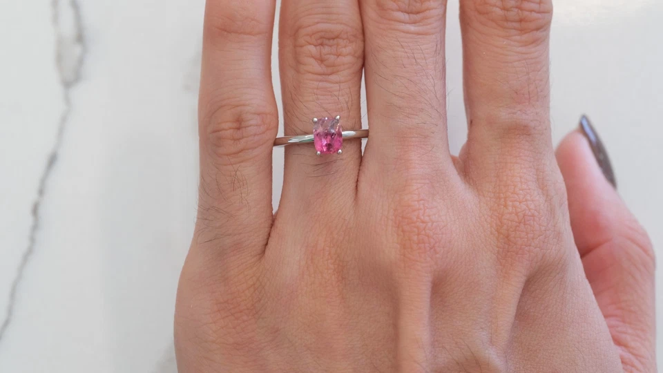 Anillo Turmalina Rosa Brasileña 1.03 quilates Talla 5 Foto 2 de 2