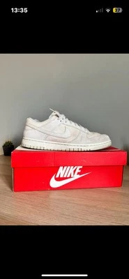 Nike Dunk Low Premium