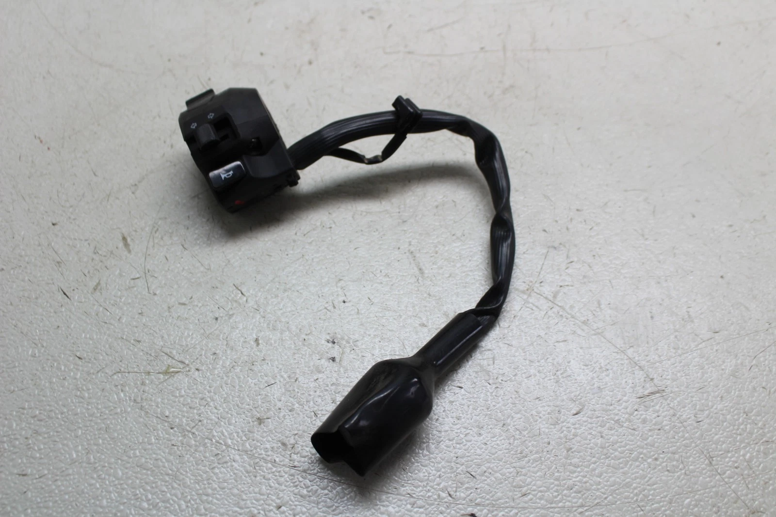 2018-2024 Benelli Tnt 135 Left Horn Signals Switch Switches