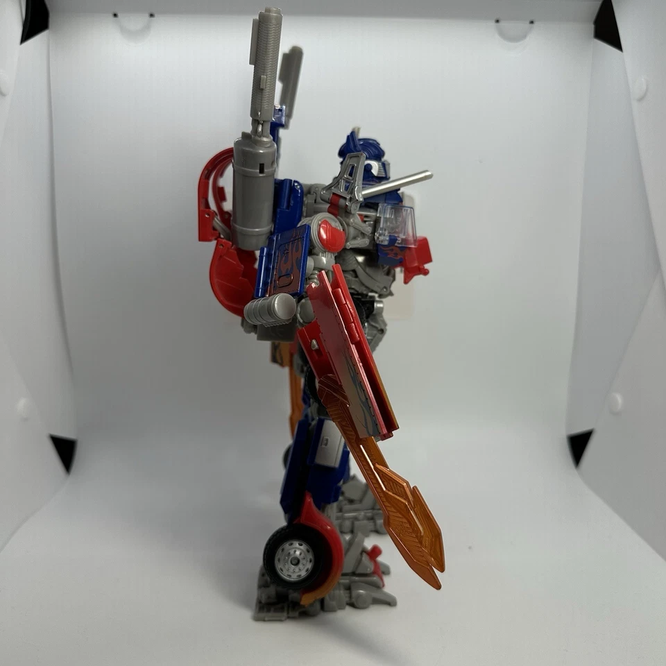 Transformers Revenge of the Fallen Optimus Prime Leader Class Takara Tomy Figure - Image 2 of 4