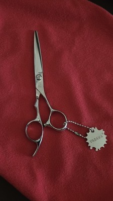 Yasaka Japanese Scissors Cutting Hair AMG-60  .