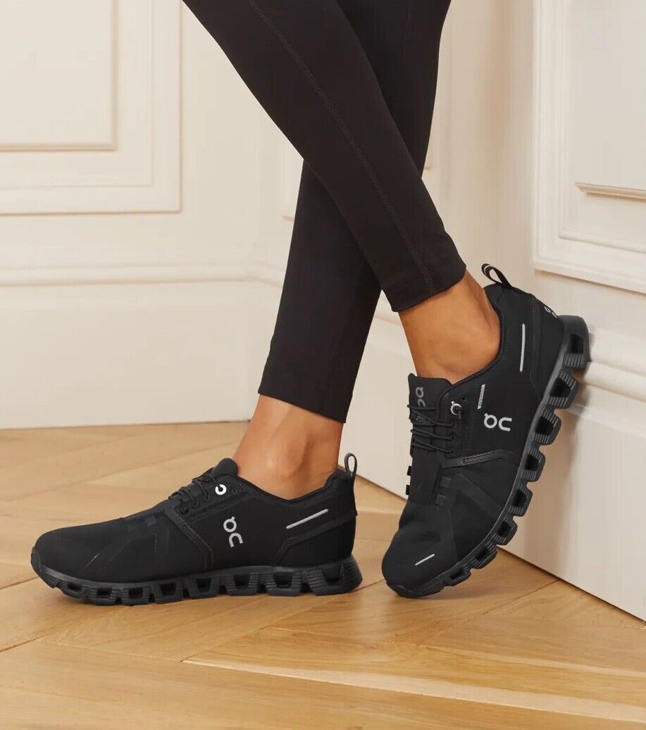 ON Running Women's Cloud 5 Waterproof Sneakers All Black ON Running Women's Cloud 5 Waterproof Sneakers All Black