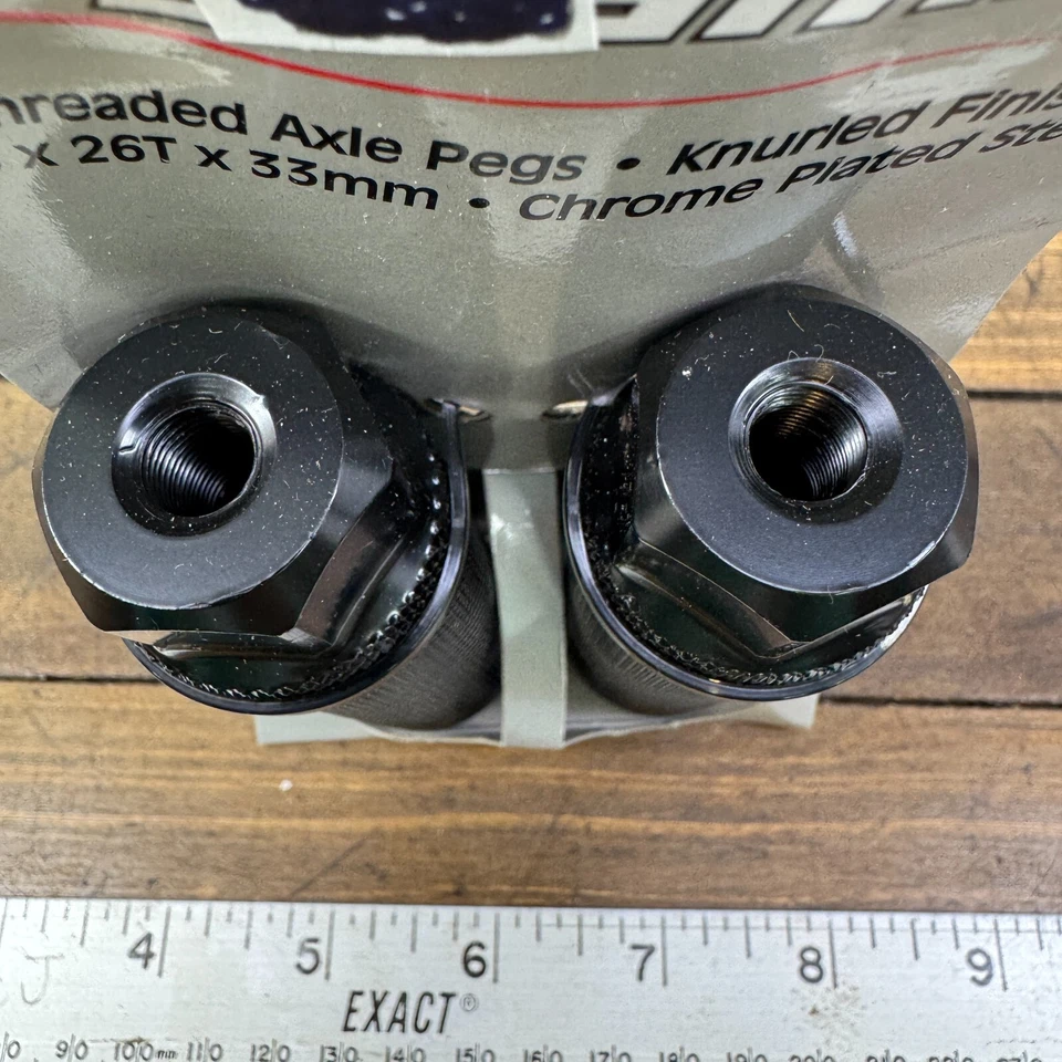 Juego de clavijas de eje piramidal NOS Old School BMX Freestyle 26t Performer 3/8 soportes A5 Foto 3 de 4