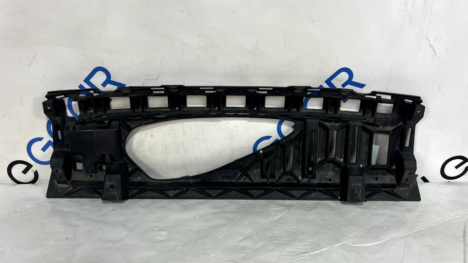 Soporte de cubierta de parachoques trasero Mercedes-Benz E300/E400 2017-2019 | central | sedán OEM Foto 3 de 4