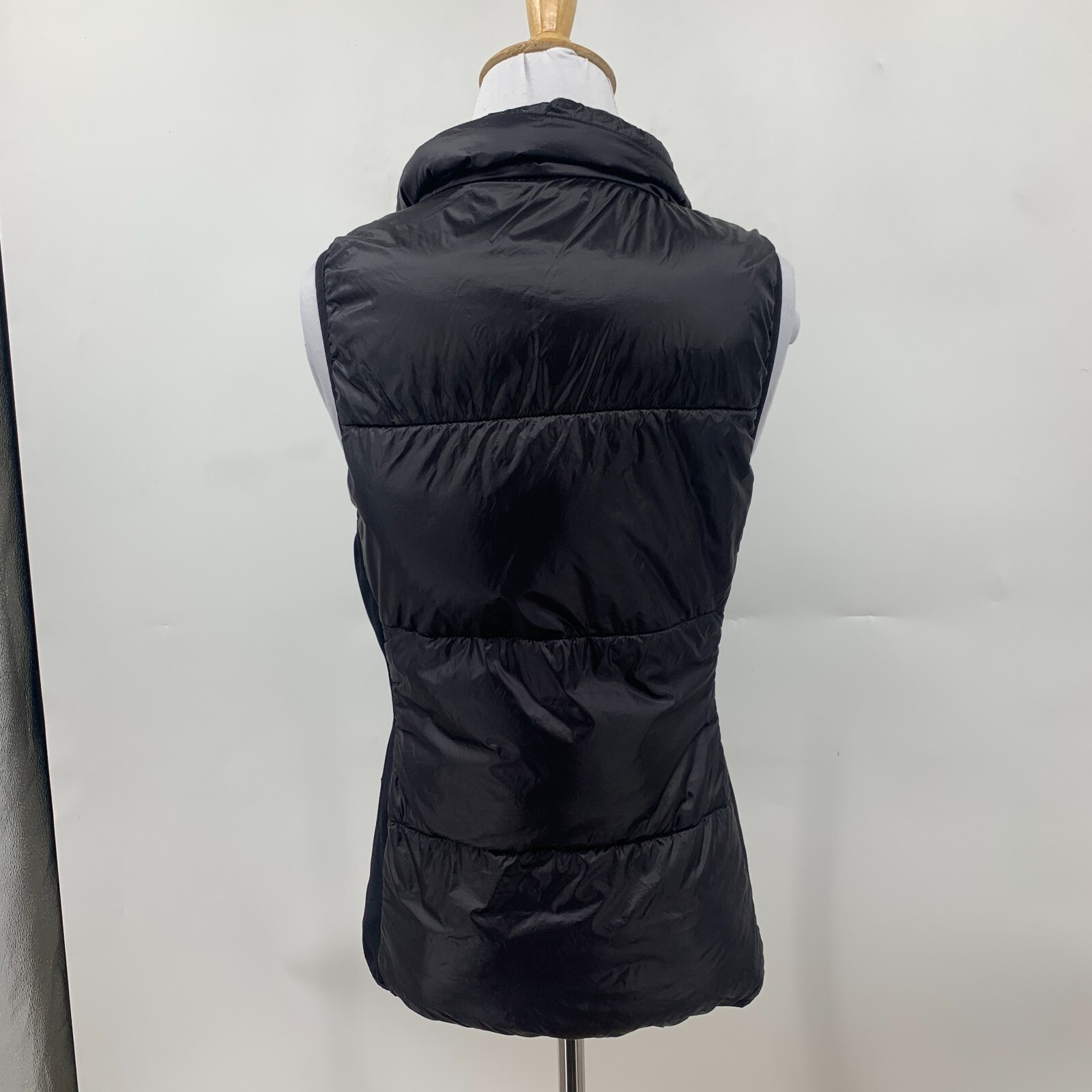 Fabletics Elliot Packable Puffer Jacket Womens S … - image 3