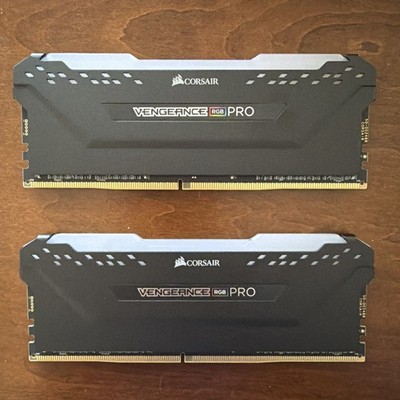 CORSAIR Vengeance RGB PRO 32GB (2x16GB) 3200MHz DDR4 RAM (CMW32GX4M2C3200C16)
