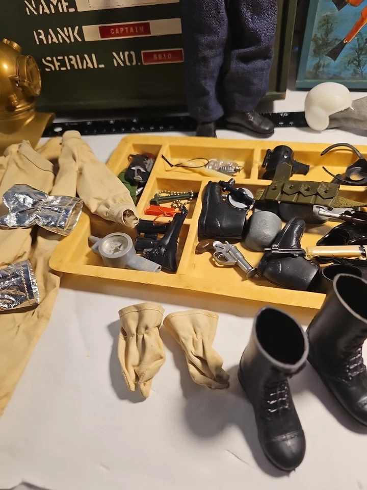 1964 R/R GI Joe Brown Hair Blue Eyes Scar with MANY Rare Extras!!!! - Image 4 of 4