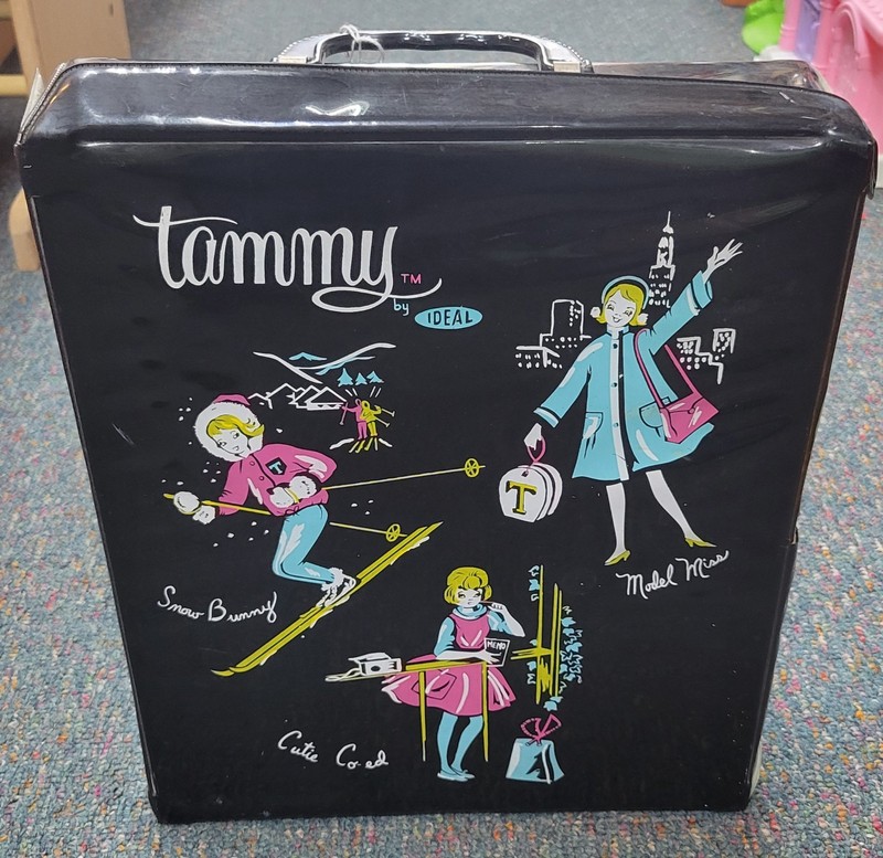 VINTAGE "IDEAL TAMMY DOLL CASE" NR