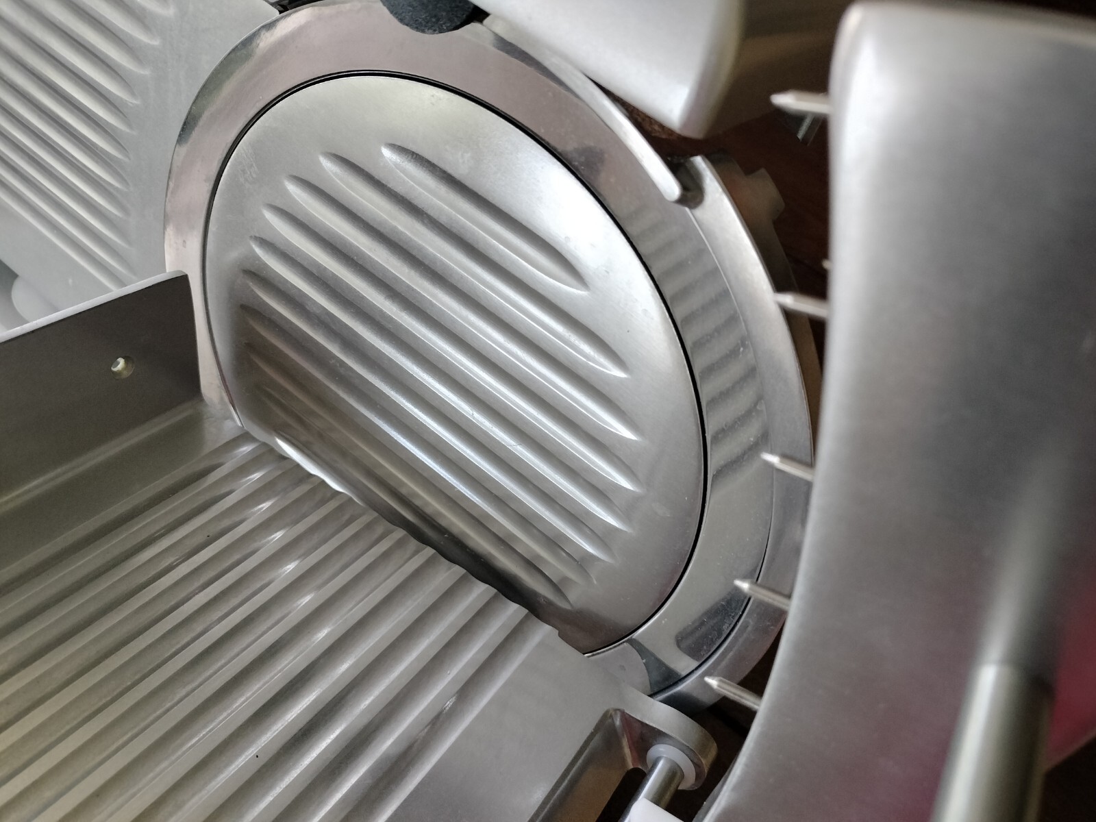 BESWOOD 10" Premium Chromiumplated Steel Blade Electric Deli Meat Food